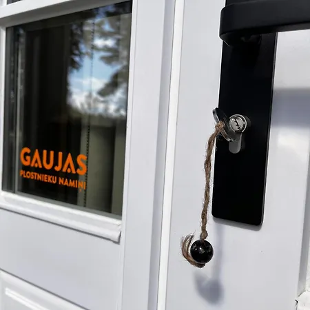 Gaujas Plostnieku Namini * Strenci